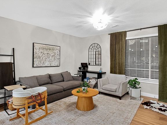 3rd image of 16370 Alzere Pl