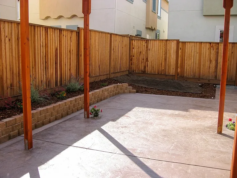 437 Carema Ct — Photo 25