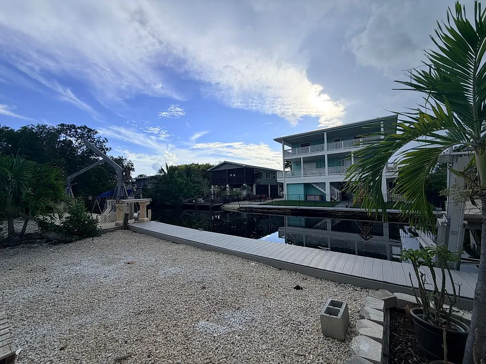 184 Cutthroat Dr