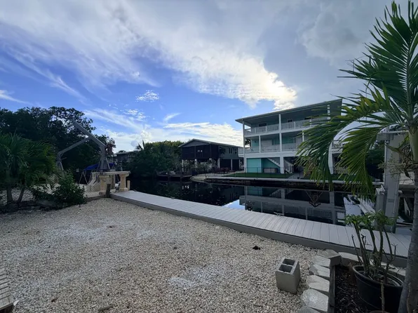 184 Cutthroat Dr, Summerland Key, FL 33042