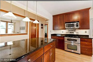 504 E Patrick St — Photo 7