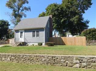 75 Vinton Ave, Cranston, RI 02920