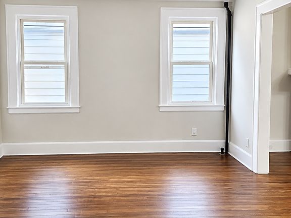 4th image of 57 Smith St Floor 1