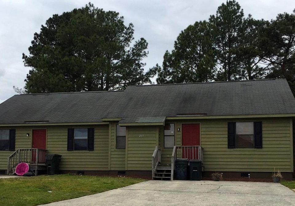 1st image of 203 A Wyndham Cir
