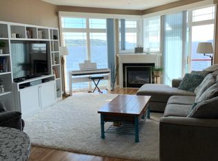 100 Central Point Rd #203, Lake City, MN 55041