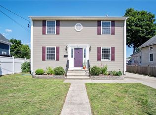 39 Ferris Ave, Rumford, RI 02916
