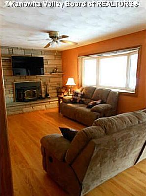 3rd image of 4708 Marlanka Ln