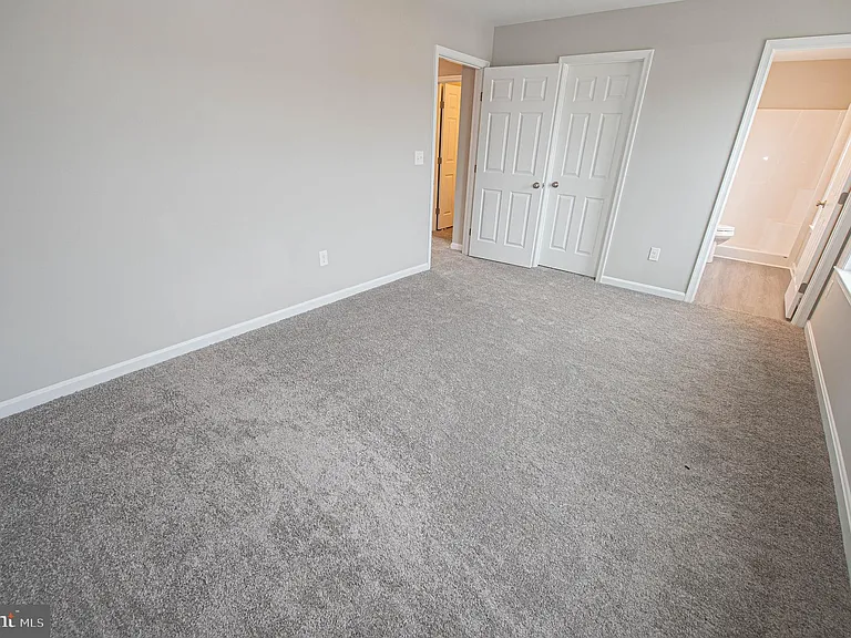 241 Morgans Ct — Photo 39