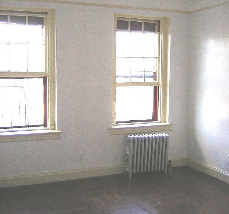 1st image of 141 Essex St APT 4C