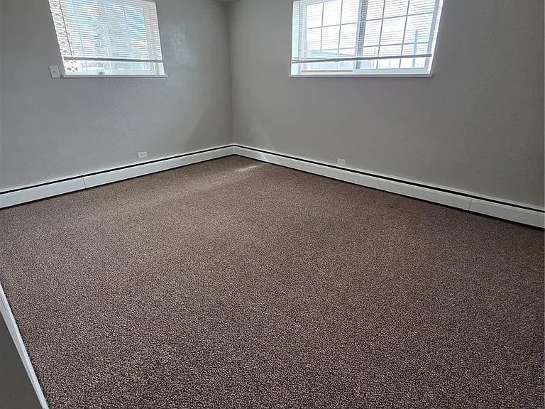 197 E Powers Ave #4 — Photo 2