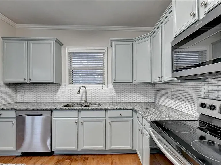 522 Suwanee Oaks Dr — Photo 26