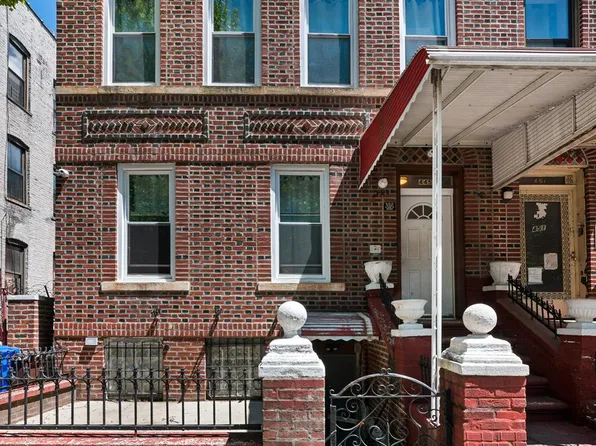 445 E 95th St, Brooklyn, NY 11212