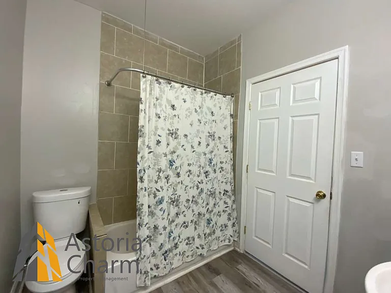 730 N Edgewood St — Photo 18