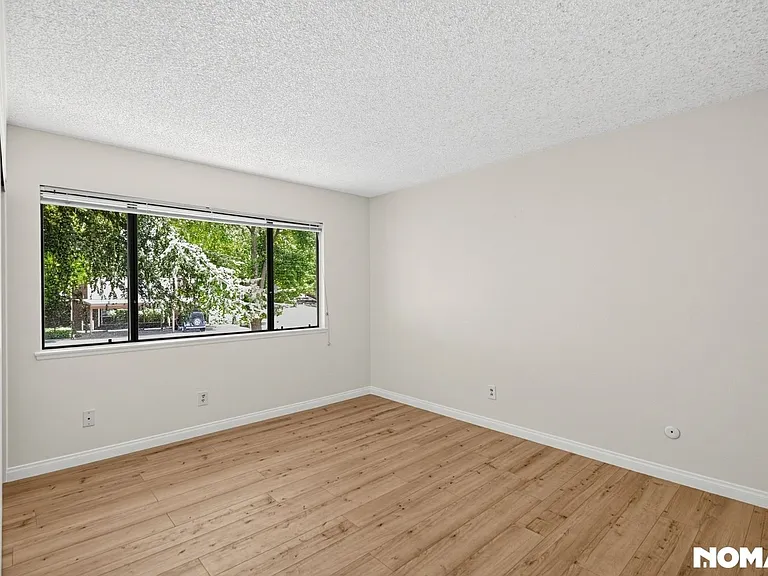 5335 Argos St — Photo 25