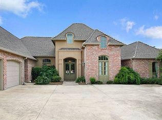 8231 Allen Dr, Denham Springs, LA 70726