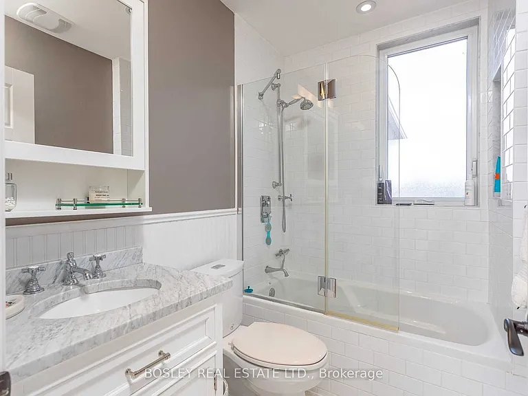 774 Gladstone Ave — Photo 10