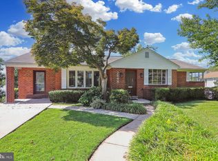 2949 Terrace Dr, Chevy Chase, MD 20815