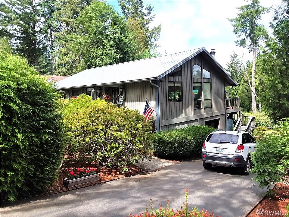1st image of 520 E Twanoh Falls Dr