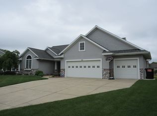 4469 Stable Dr, Hudsonville, MI 49426