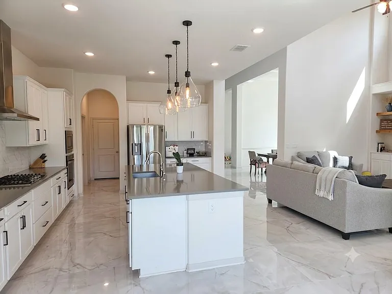 17005 Sanglier Dr — Photo 7