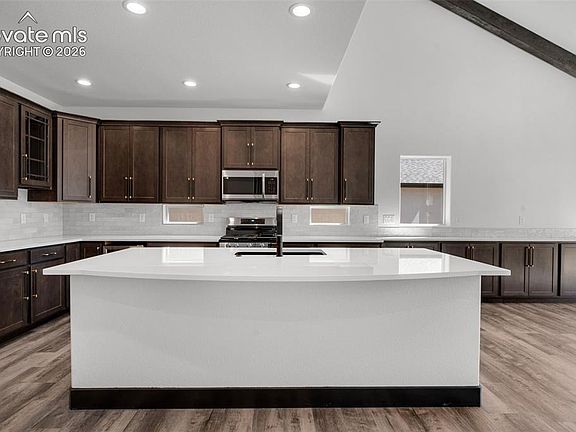 5th image of 11101 Rolling Ranch Dr