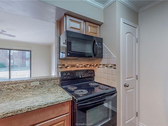 4th image of 904 University Oaks Blvd APT 113