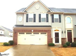 32 Irvington Dr, Greer, SC 29650