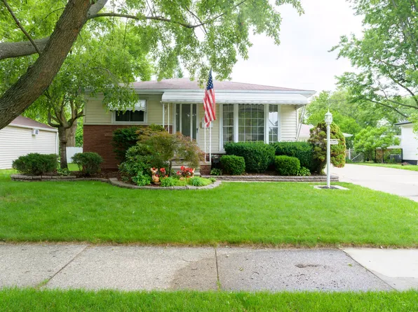 26352 Osmun Ave, Madison Heights, MI 48071