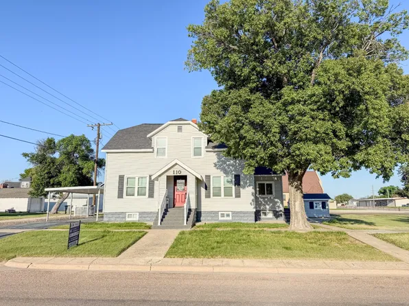 110 N Ash St, Stockton, KS 67669