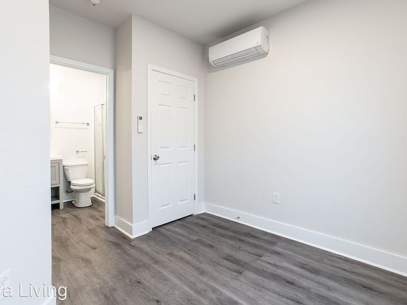 2nd image of 304 E Ontario St Floor 1