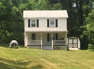 525 Playcation Retreat Dr, Gretna, VA