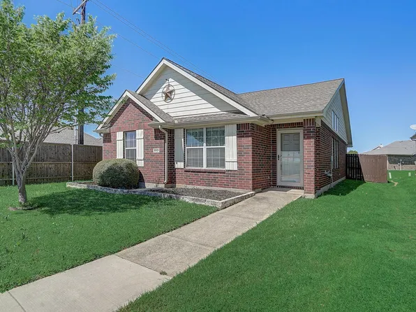 8801 Stewart St, Aubrey, TX 76227