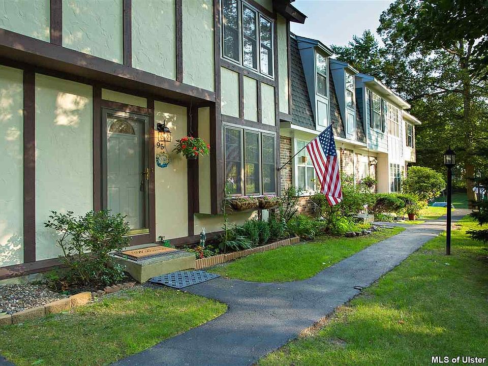 1st image of 95 Sunny Brook Cir