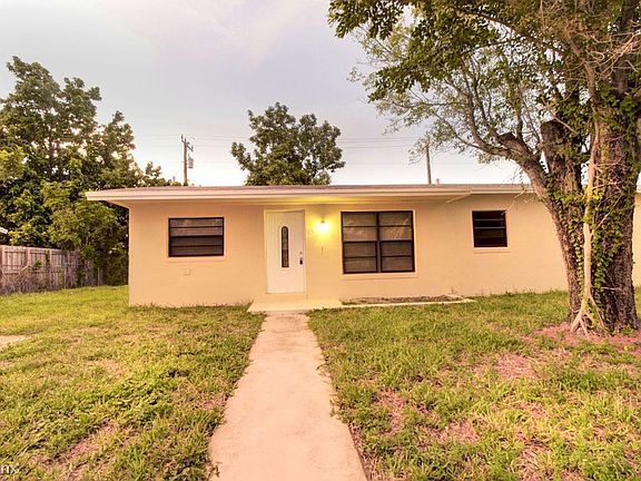2nd image of 4951 NW 190th St