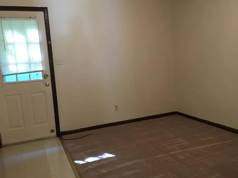 120 Longwood Pl — Photo 4