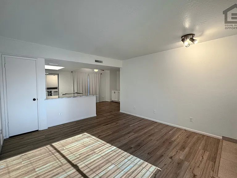 2320 N 52nd St #115 — Photo 4