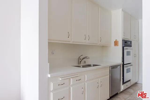 5625 Windsor Way #203 — Photo 11