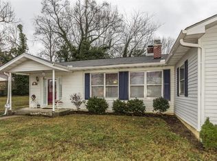 101 Parsons Rd, Oak Ridge, TN 37830