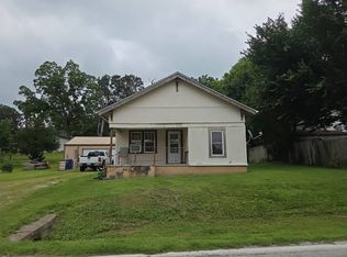 659 N Main St, Granby, MO 64844