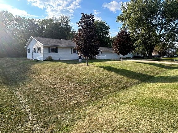 3rd image of 7223 15 1/2 Mile Rd