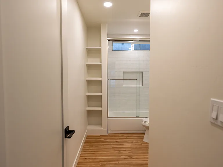 3712 Richmond St — Photo 15