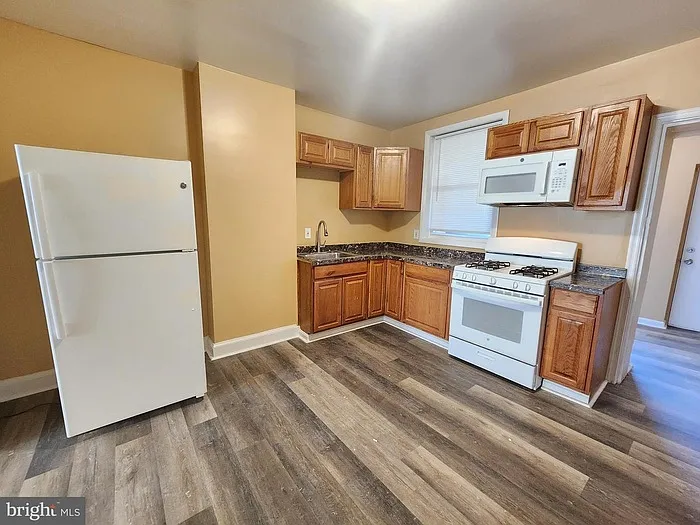 199 S Loudon Ave — Photo 3