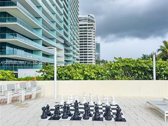 5th image of 10185 Collins Ave #Cu-202