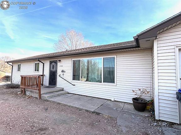 2nd image of 1116 Grand Ave