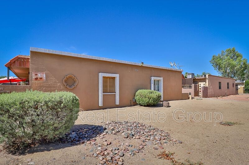 1st image of 2710 E Marconi Ave APT 2