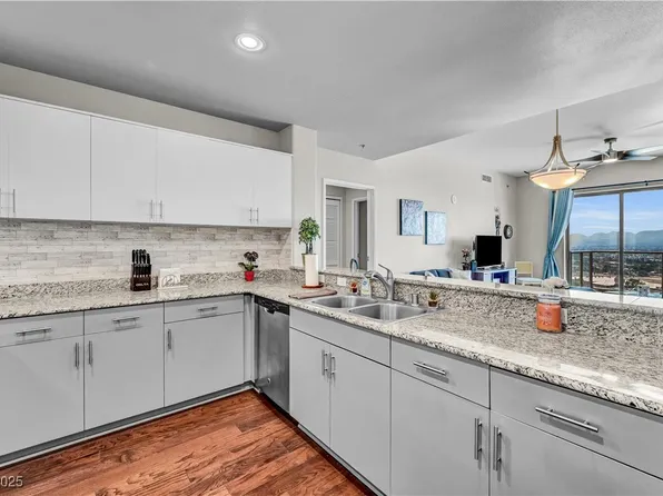 8255 Las Vegas Blvd S Unit 1715, Las Vegas, NV 89123