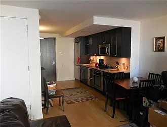 Rented by R New York