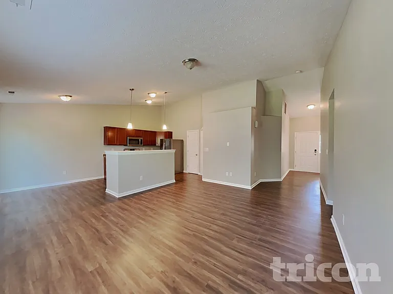 7536 Miesha Ct — Photo 3