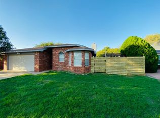 2304 90th St, Lubbock, TX 79423