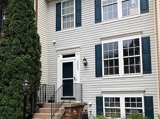 19942 Fieldgrass Sq, Ashburn, VA 20147